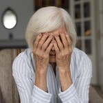 elderly-woman-confronting-alzheimer-s-disease.jpg